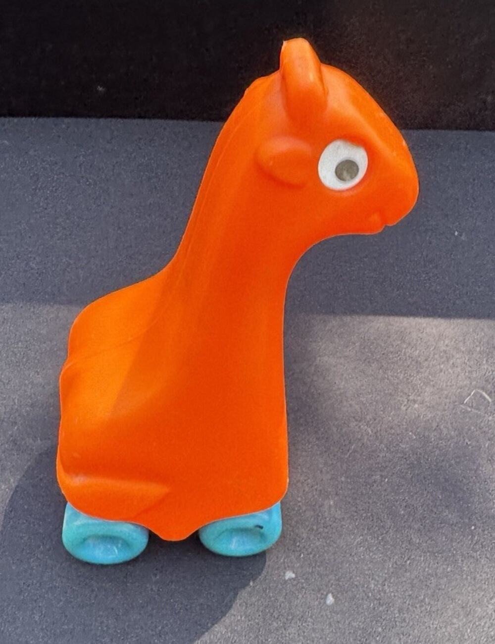 Vtg 1982 Little Tikes Orange Giraffe Blue Wheels Wagon 'n Friends Toy 8.5” TO15